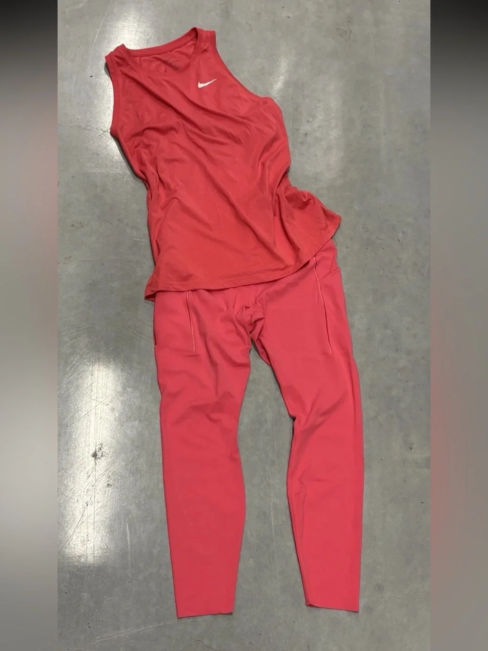 Nike Universa High Waisted 7/8 Leggings M One Classic Tank L  Bundle Aster Pink